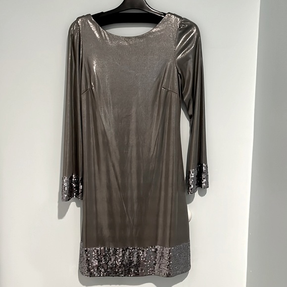 Oleg Cassini Liquid Silver Cowl Back Sequin Party Dress Size 4 - Picture 2 of 7